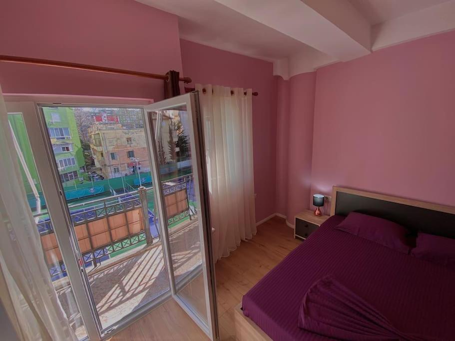 Coral Apartment - City Center Tiranë Ngoại thất bức ảnh